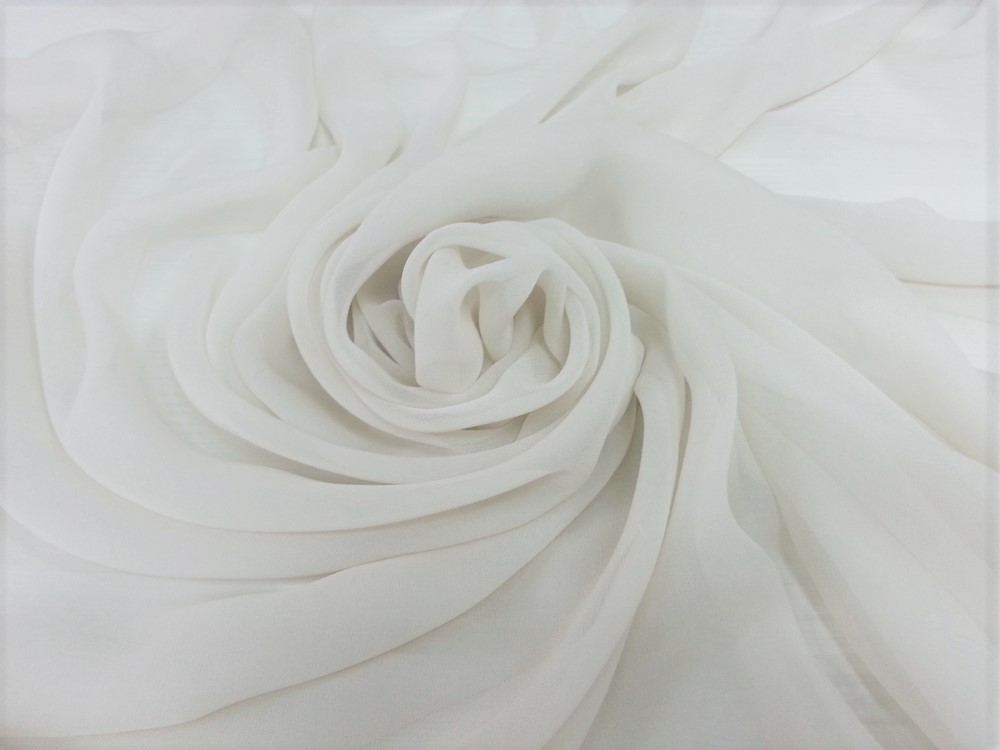 Voal Georgette nude din matase naturala