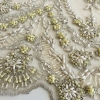 Broderie argintie accesorizata cu perle si margelute