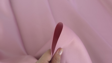 Tafta fixă dusty pink răsfrântă în mână contrast față satinat roz și verso mat vișiniu