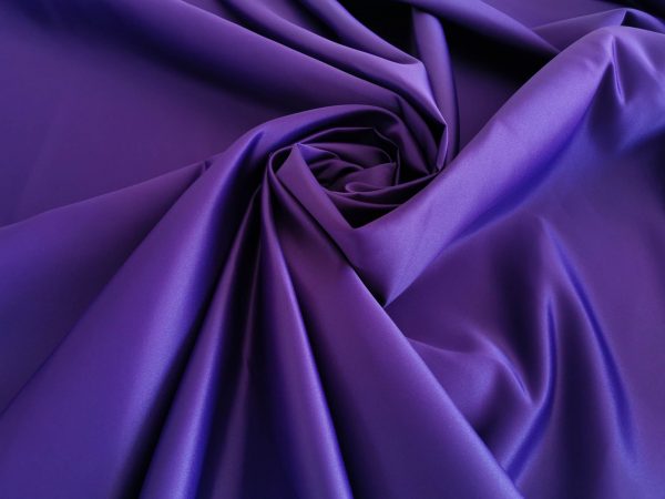 Tafta Duchesse violet intens