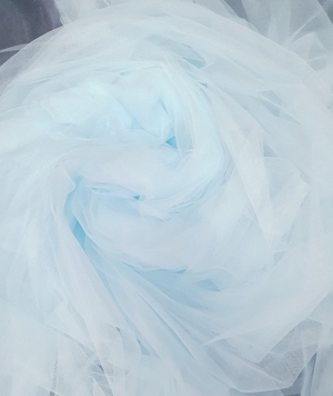 Tulle fin bleu aqua