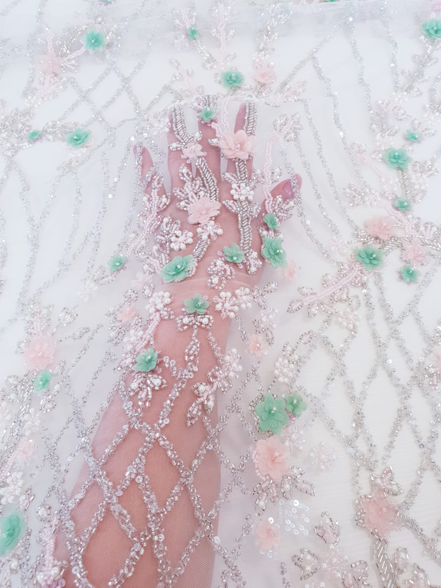 Broderie mint si roz quartz cu romburi - imagine 13