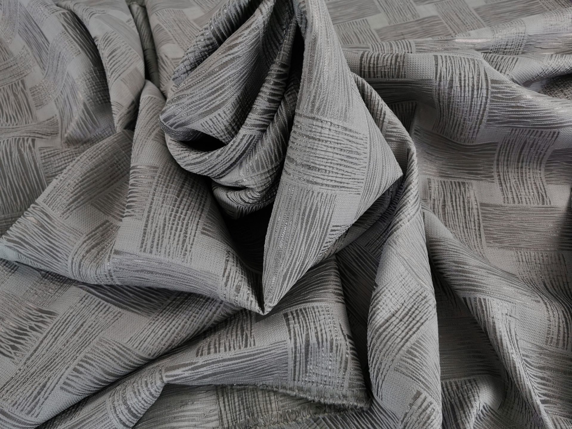 Brocard argintiu texturat cu fir metalizat - imagine 5