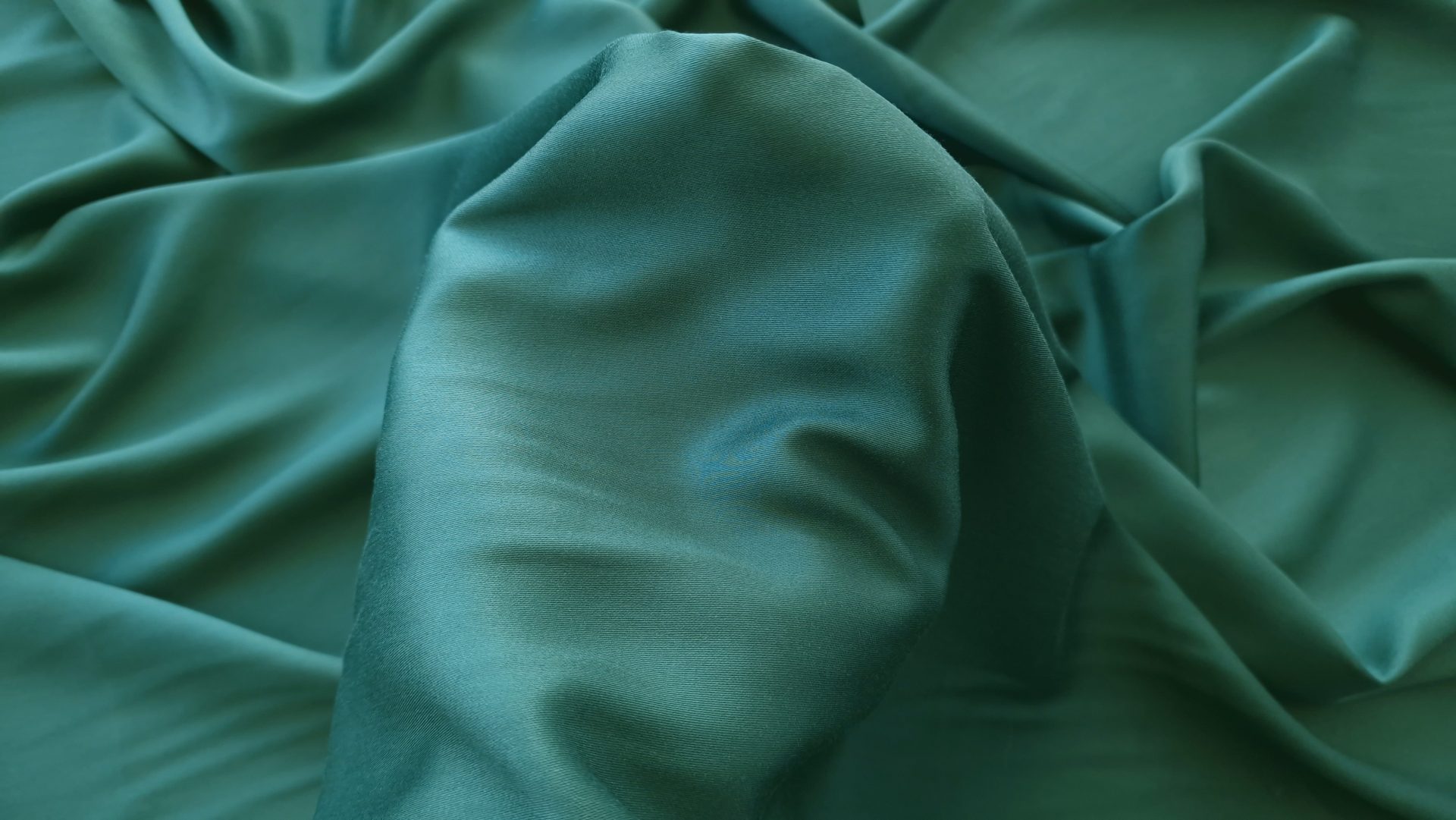 Tesatura verde cu matase naturala si bumbac evelin textile