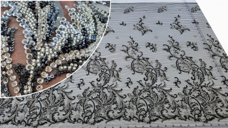 Broderie neagra cu margele argintii