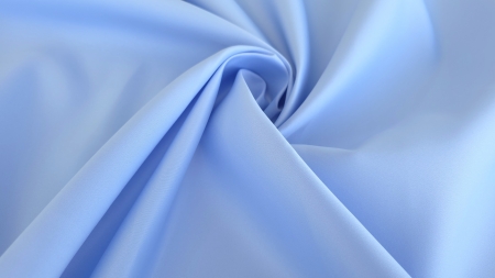 Material duchesse baby blue la metru falduri răsucite în centru luciu lin pe față