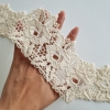 Bordura decorativa din lana nature cu latime de 8,5 cm
