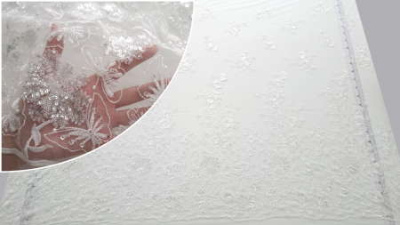 Broderie ivoire cu model flori si fluturi