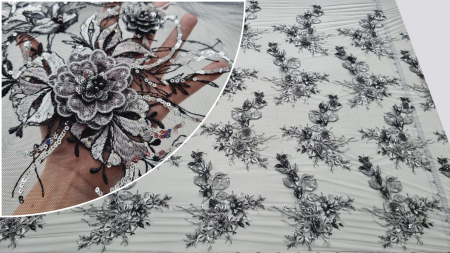 Broderie neagra cu micropaiete argintii