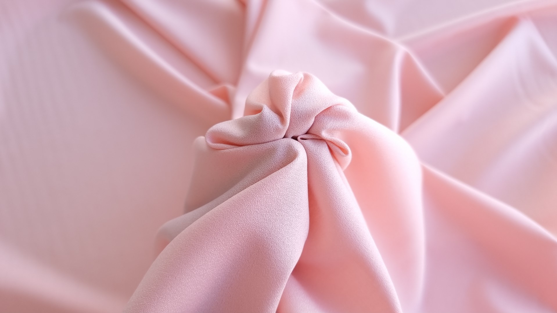 Crep blush pink din lana Tollegno - imagine 4