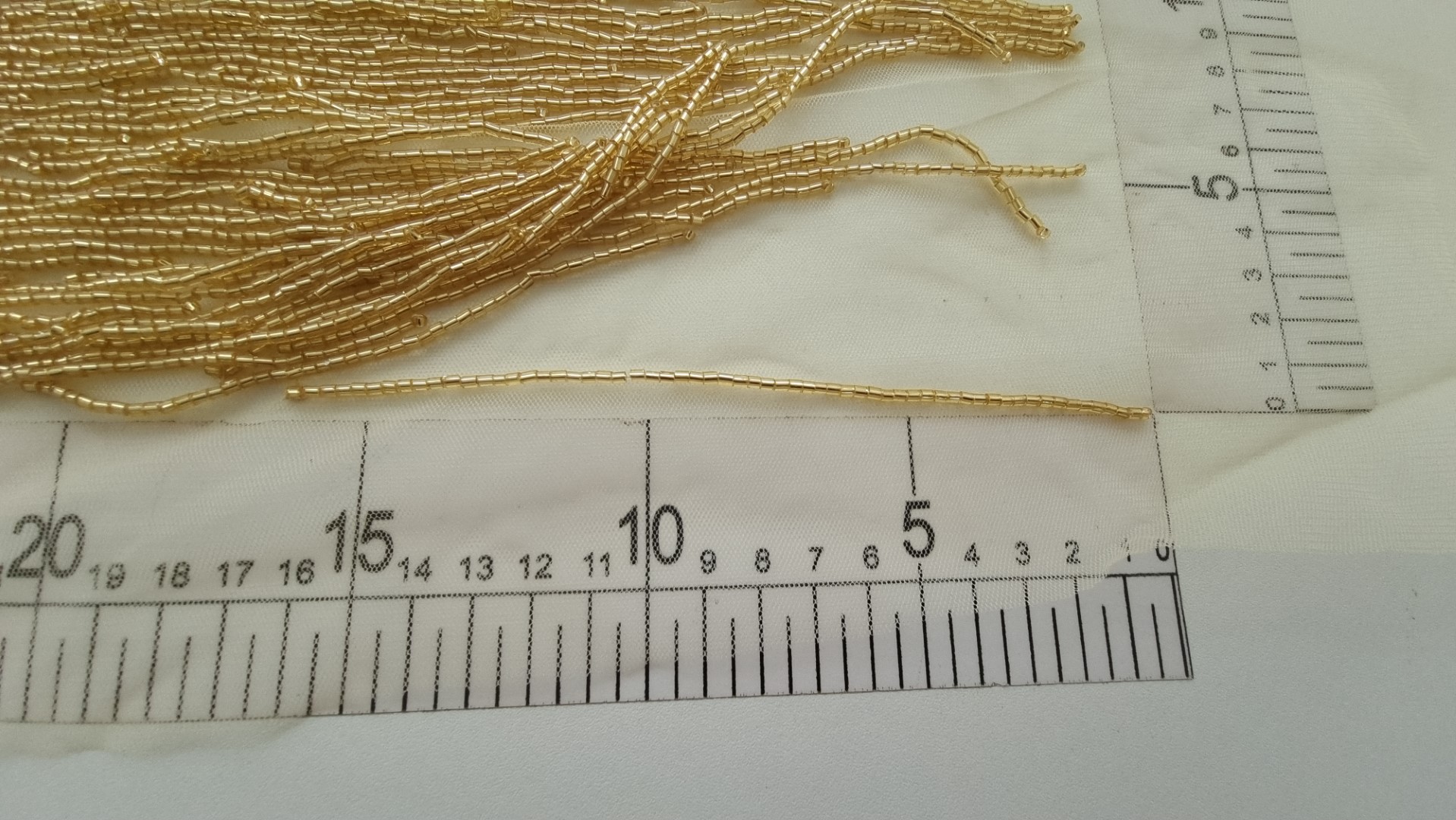 Rochie scurta realizata manual cu franjuri - panouri - imagine 7