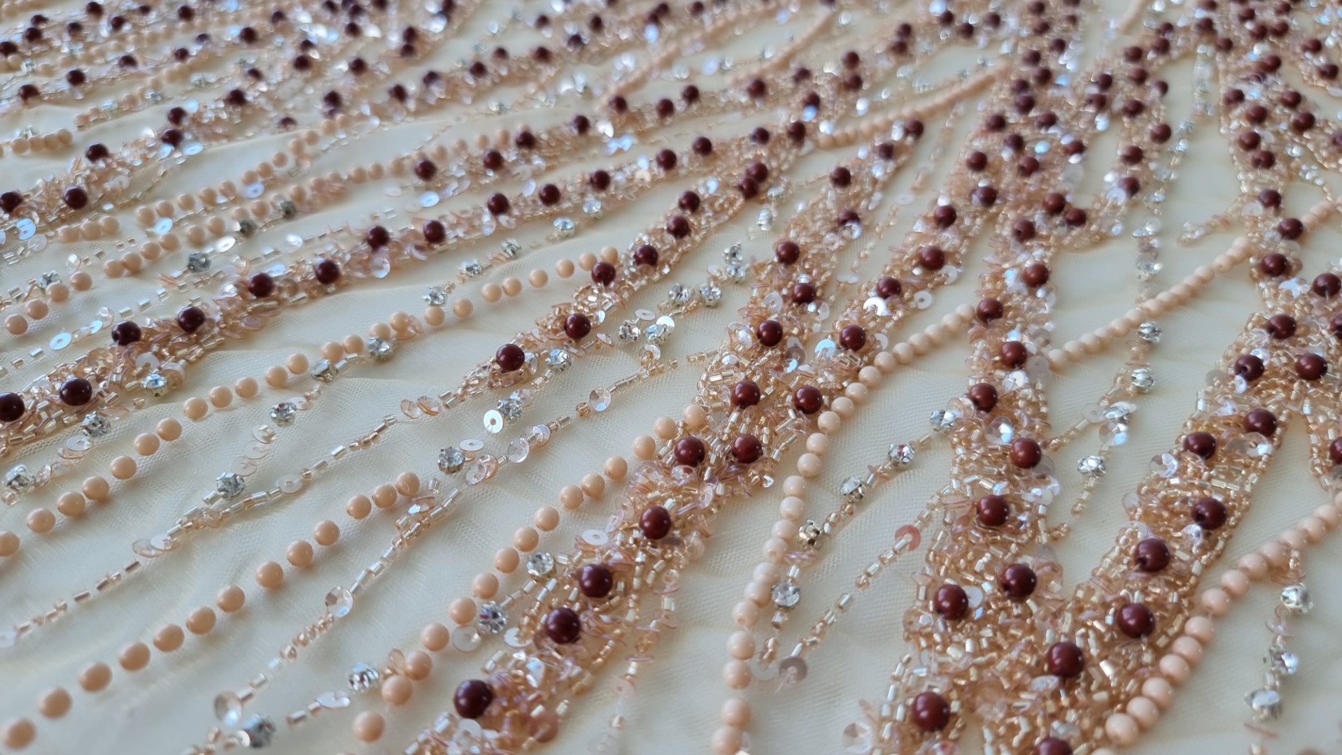 Rochie lunga realizata manual din panouri accesorizate - imagine 9