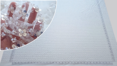 Broderie cu micropaiete si perle pe tulle alb