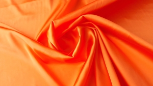 Satin din matase naturala vivid orange