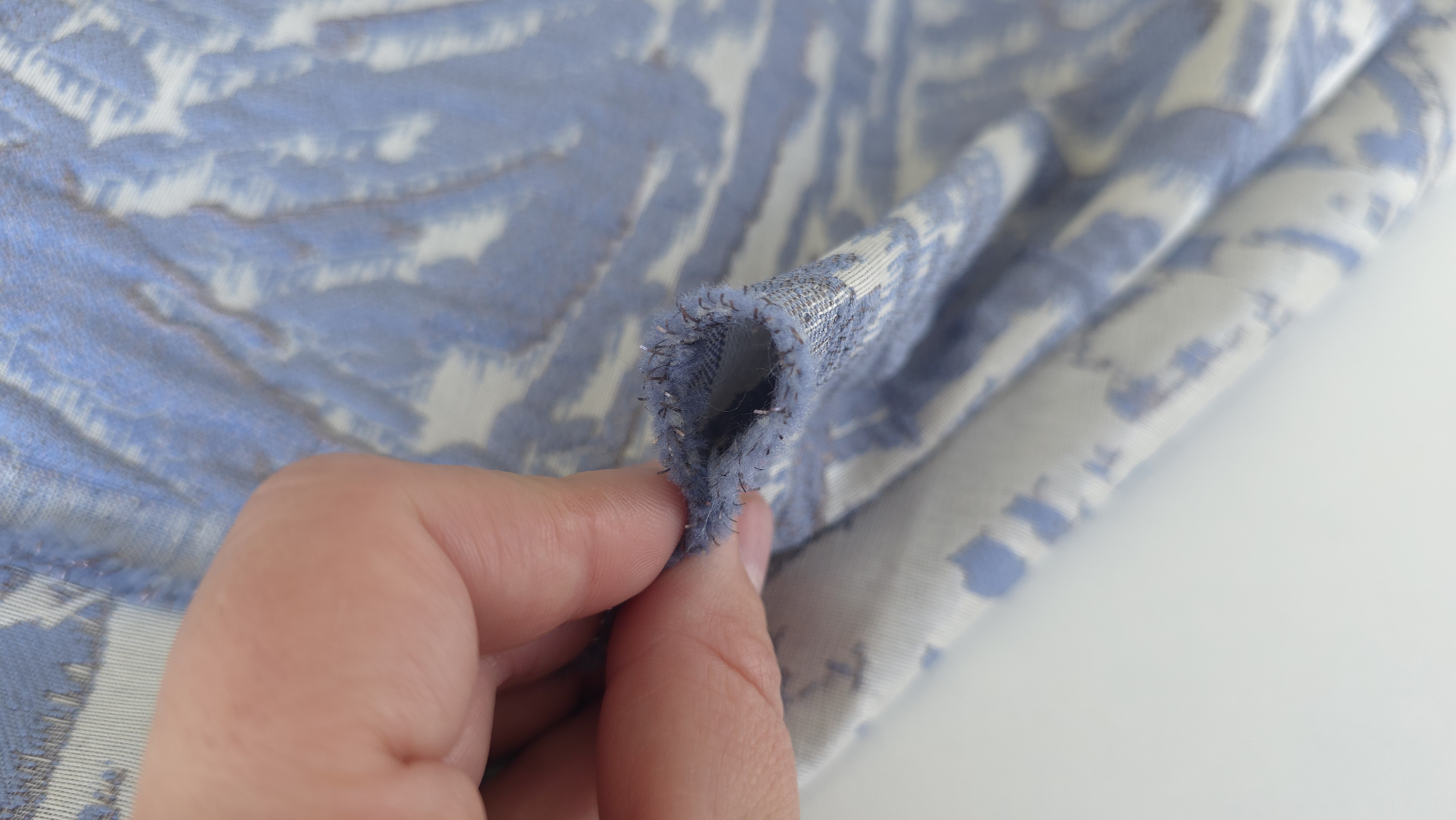 brocart argintiu bleu cu textura reliefata evelin textile (7)