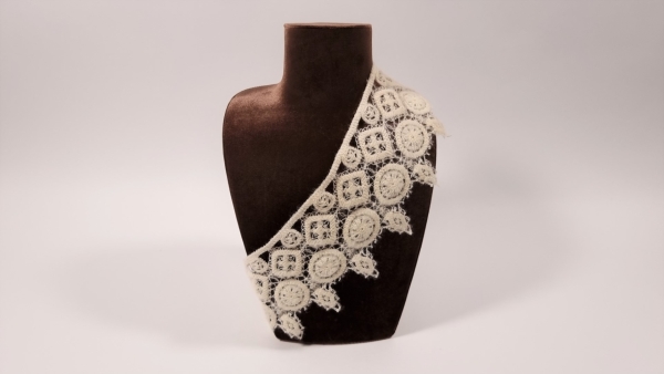 Accesoriu tip bordura decorativa din lana - latime 11 cm
