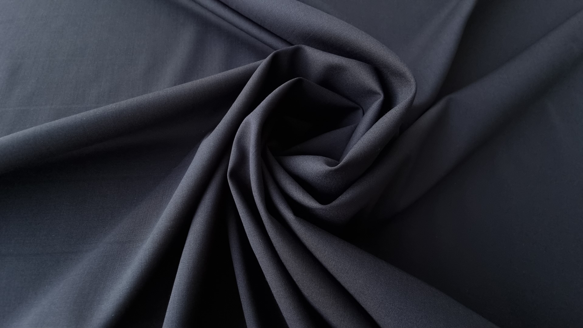 Stofita elastica bleumarin inchis din lana S150 - imagine 3