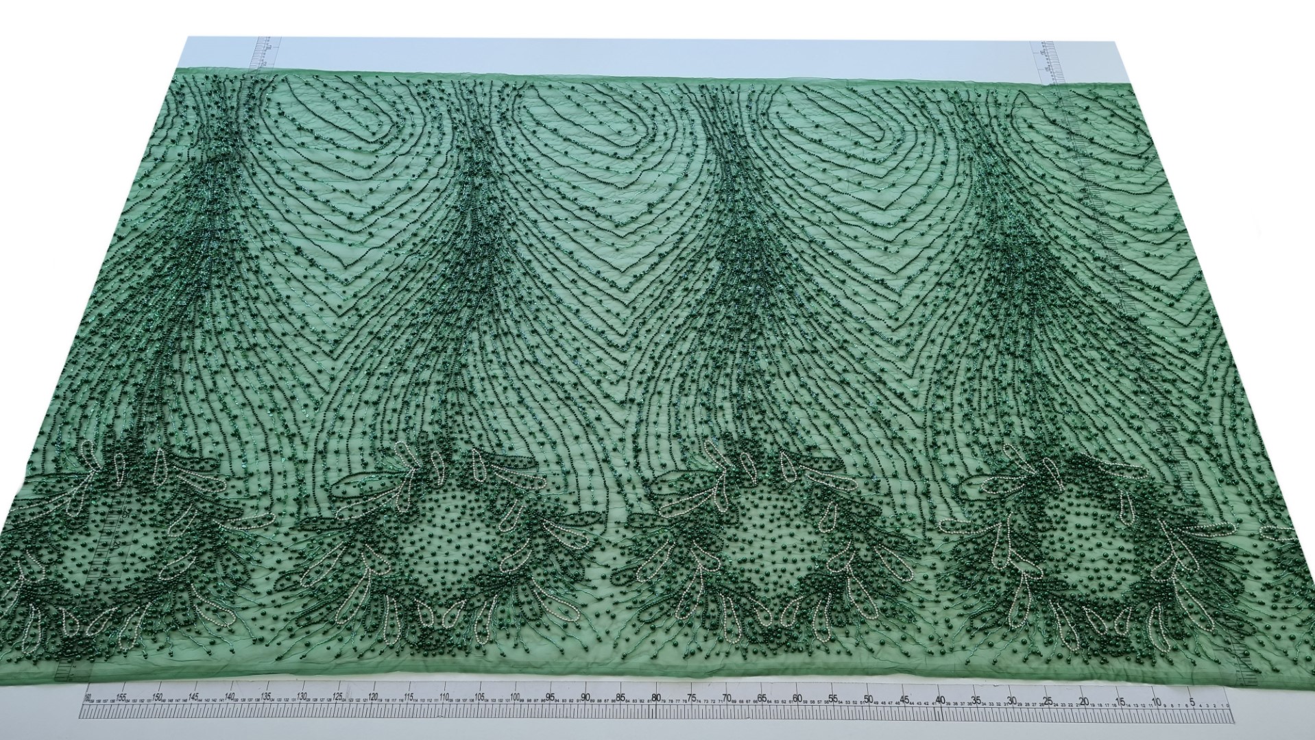 Broderie verde smarald accesorizata manual - imagine 3