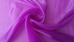 Organza vivid plum