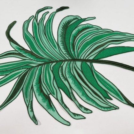 Aplicatie decorativa realizata manual Silk Green Leaf DG112