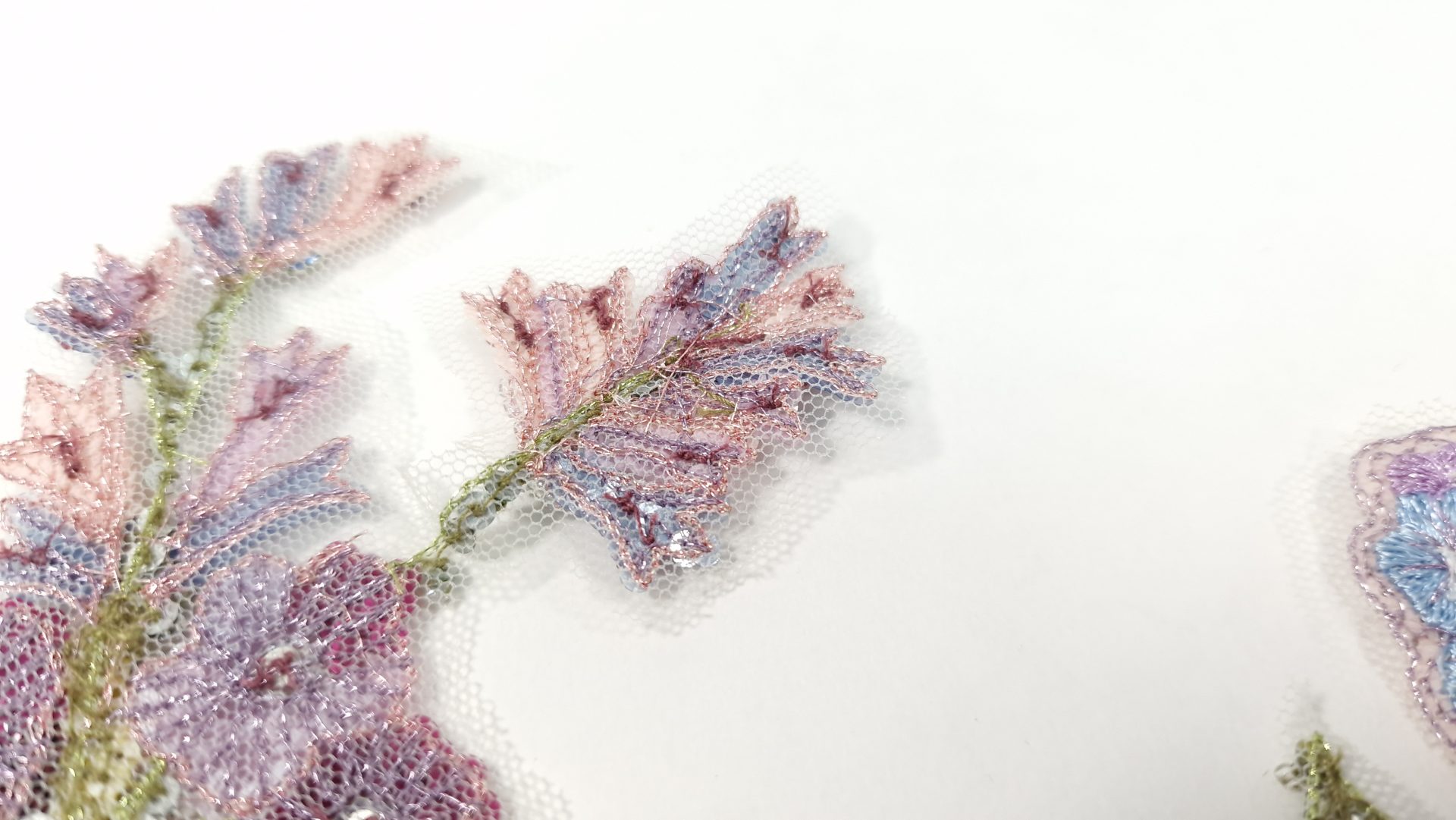 Set de 3 aplicatii decorative realizate manual Daisies DG71A - imagine 3