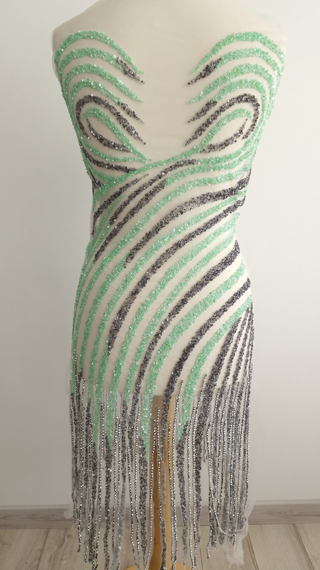 Rochie scurta realizata manual din panouri Everleigh - imagine 4