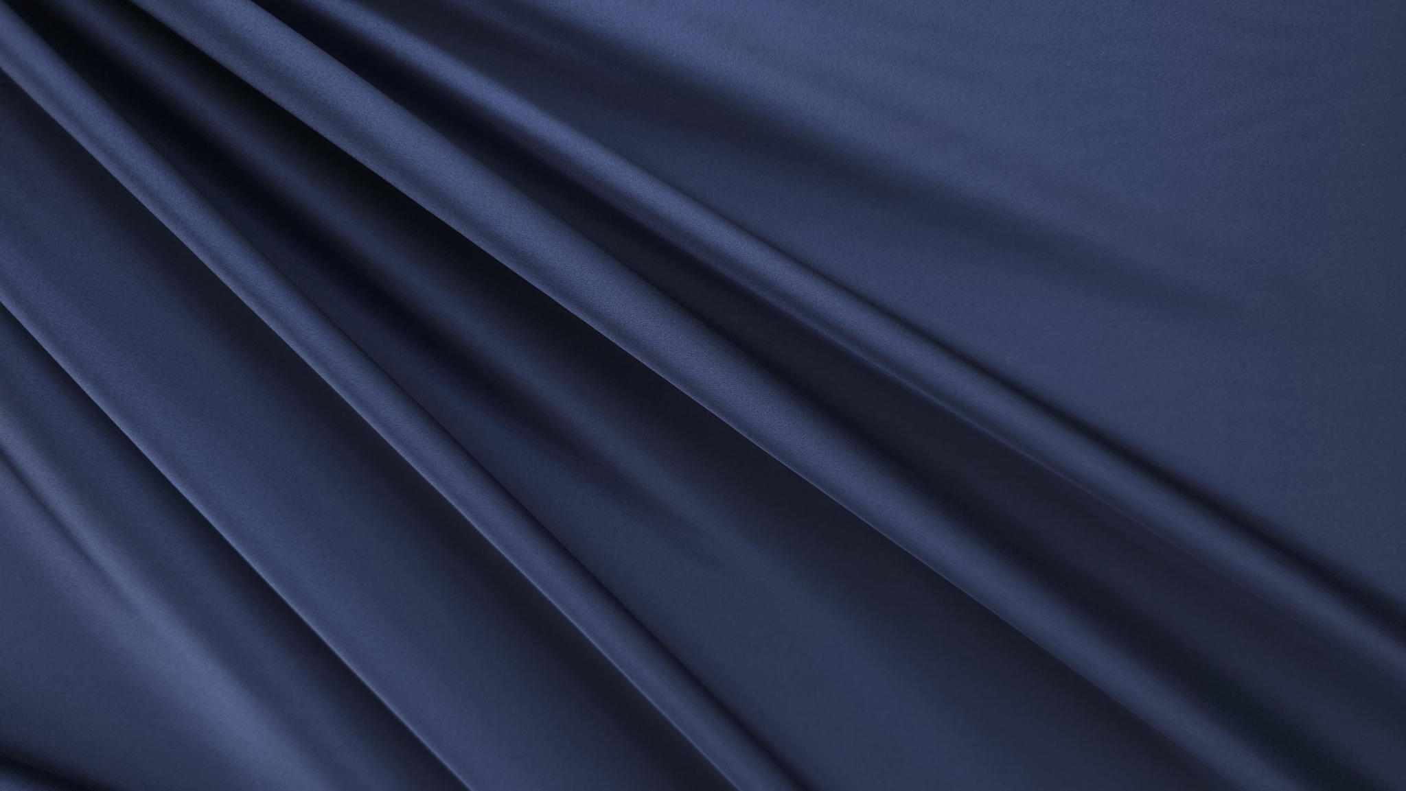 Satin din matase naturala navy cod 2942 EV66C