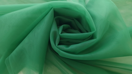 Tulle verde latime 3 metri