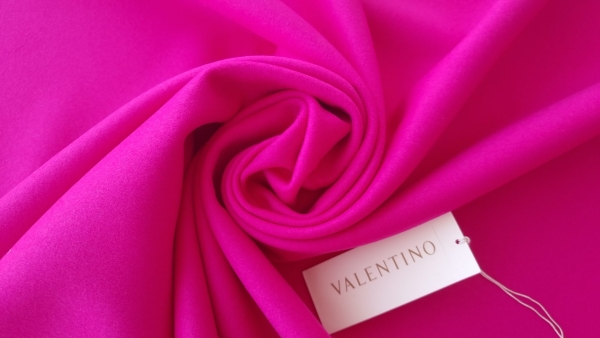 Cashmere & Virgin Wool Colombo Radiant Orchid VAL1338