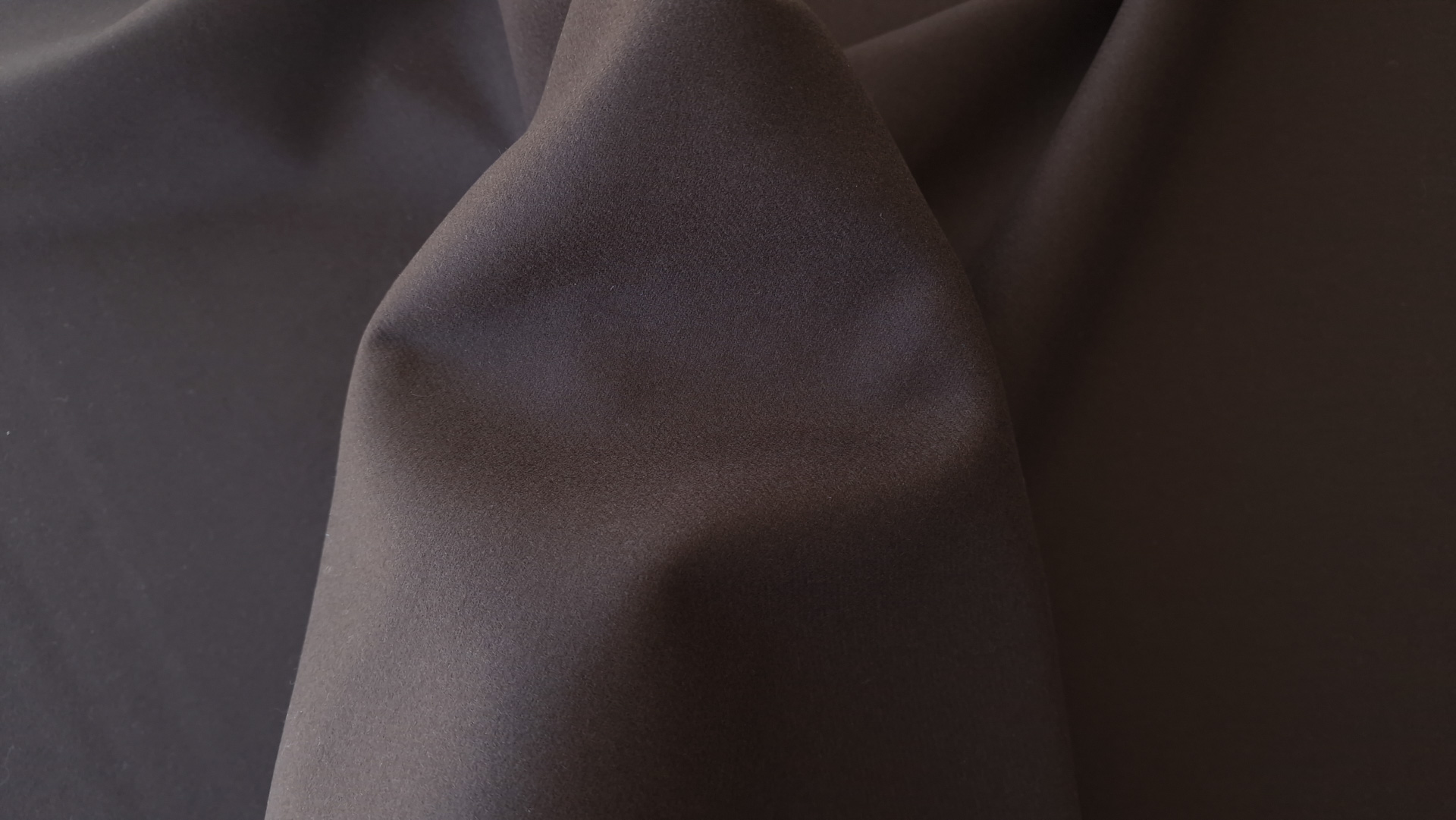 Stofa medie maro inchis din lana si casmir VAL1343 - imagine 3