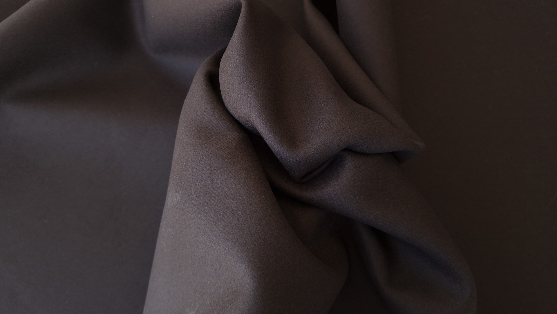 Stofa medie maro inchis din lana si casmir VAL1343 - imagine 4