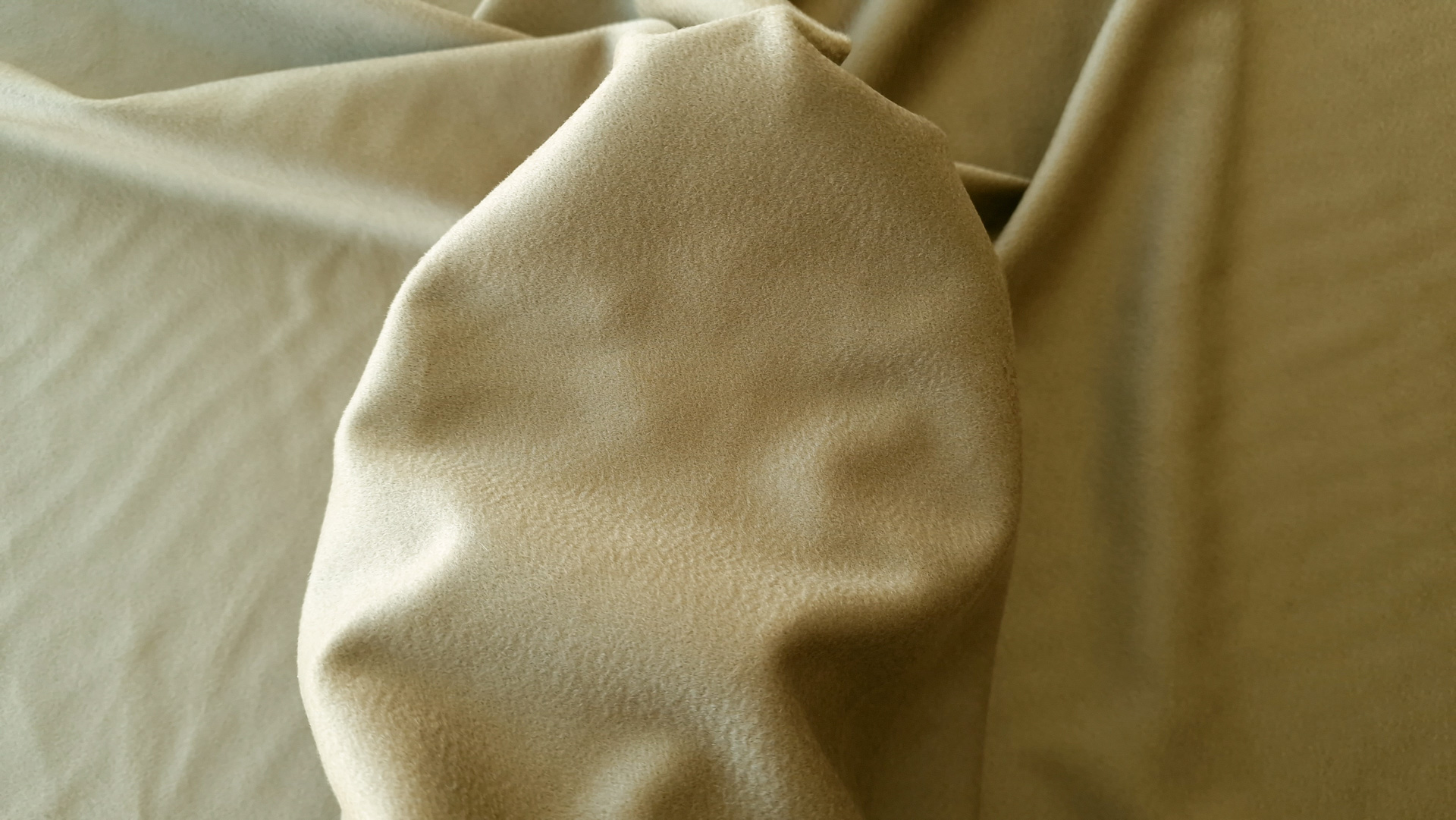 Stofa medie din casmir pur kaki deschis AKR85410 - imagine 5