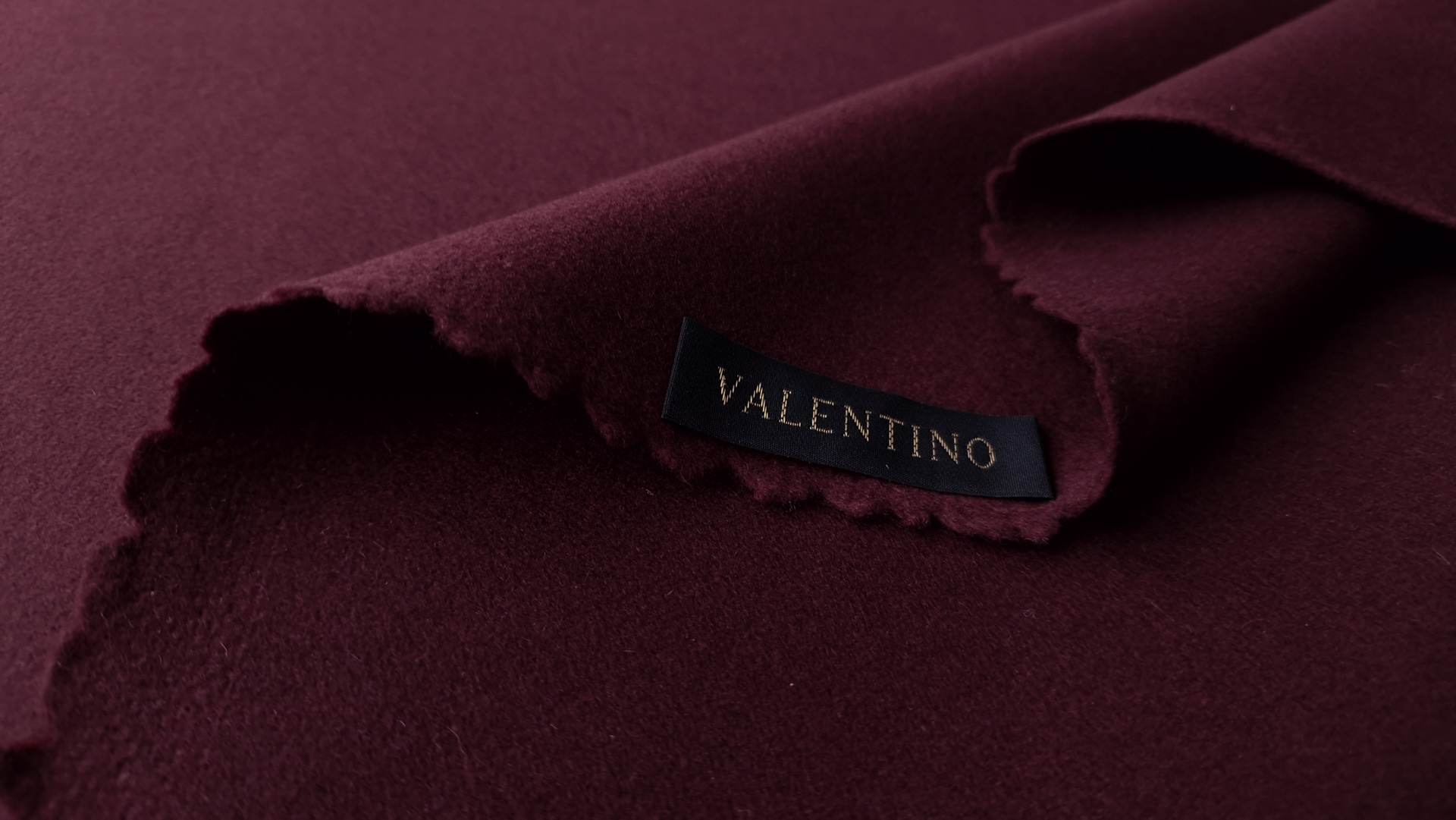 Stofa medie grena din lana virgina si casmir VAL1479 - imagine 3