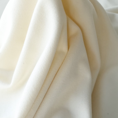 Stofa groasa alb-unt din lana 100% pentru paltoane