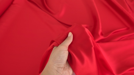 material tinut in mana