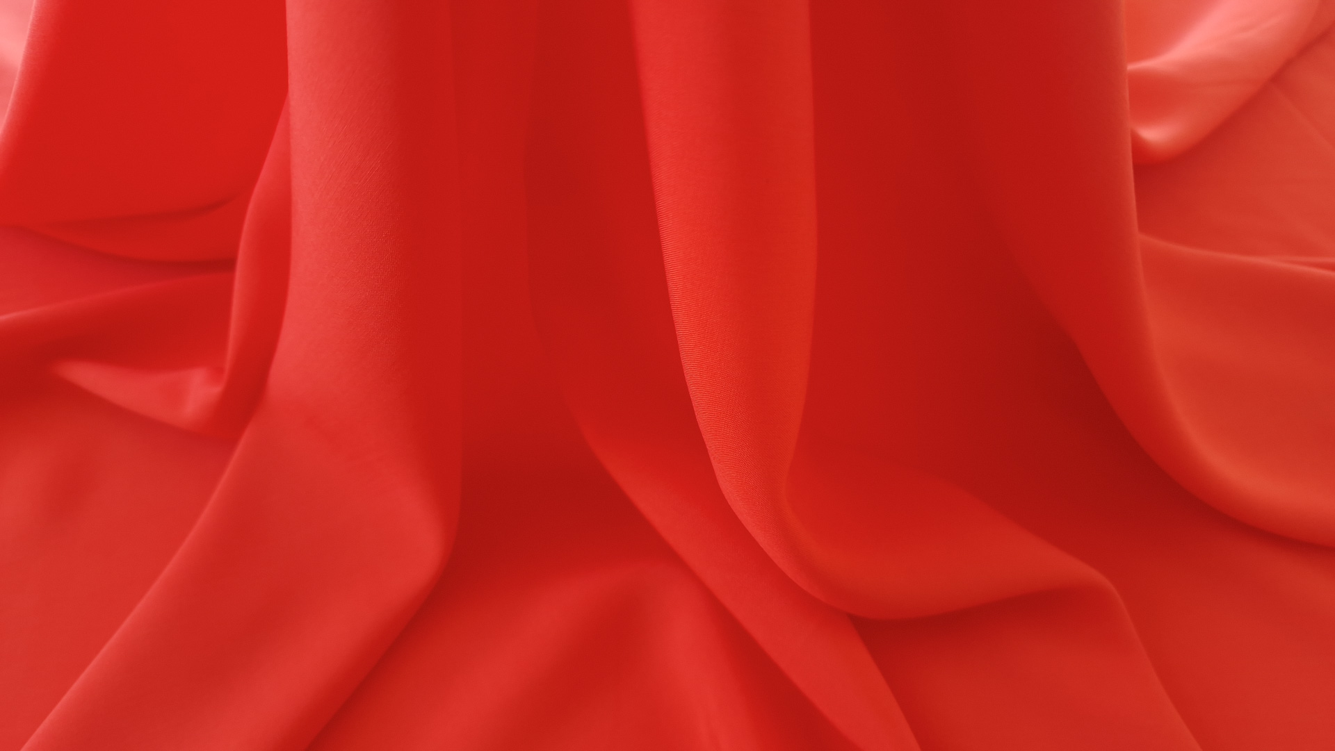 Tesatura fina cu matase naturala corai - imagine 4