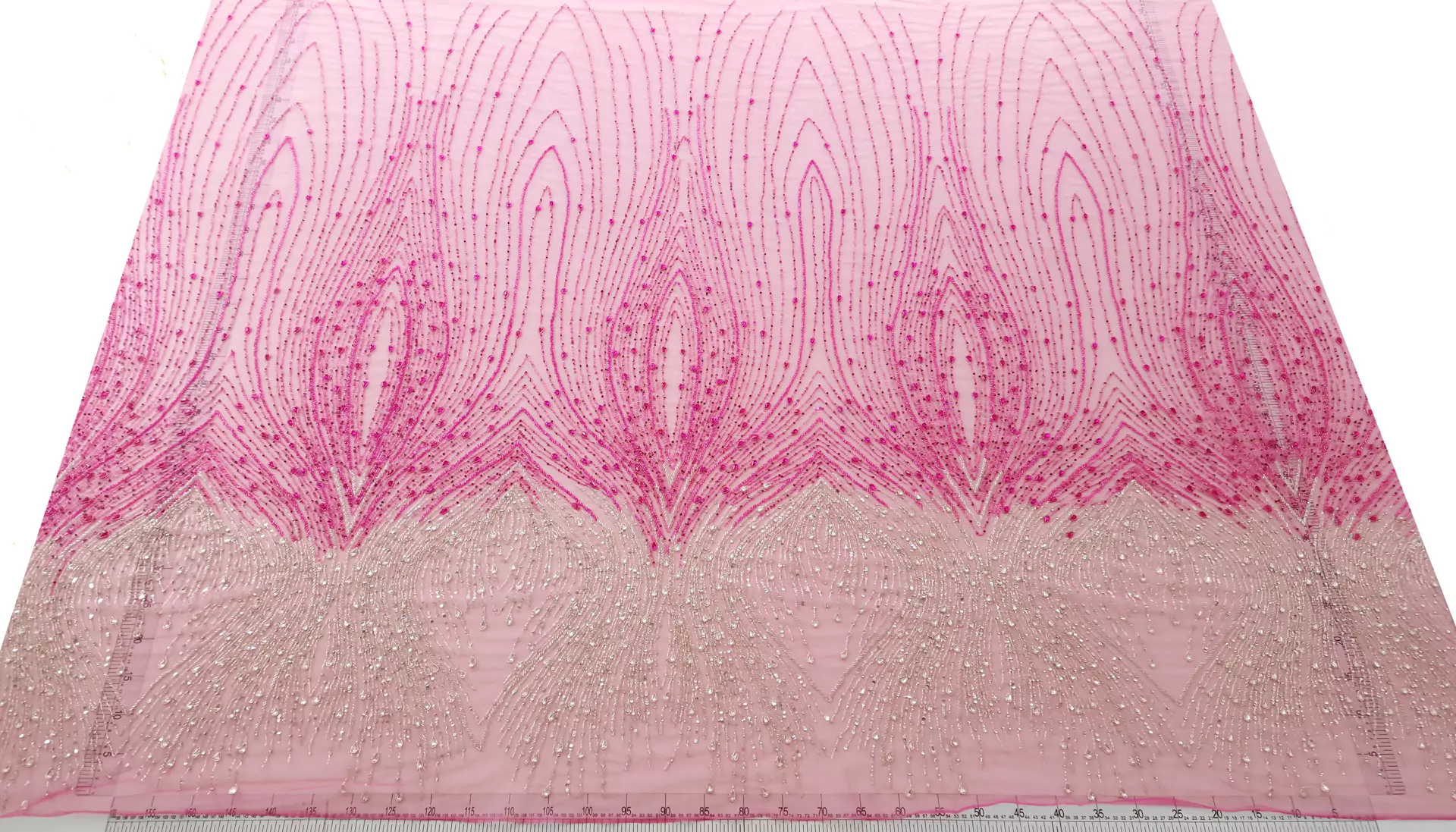 Broderie fuxia accesorizata manual pe tulle - imagine 11