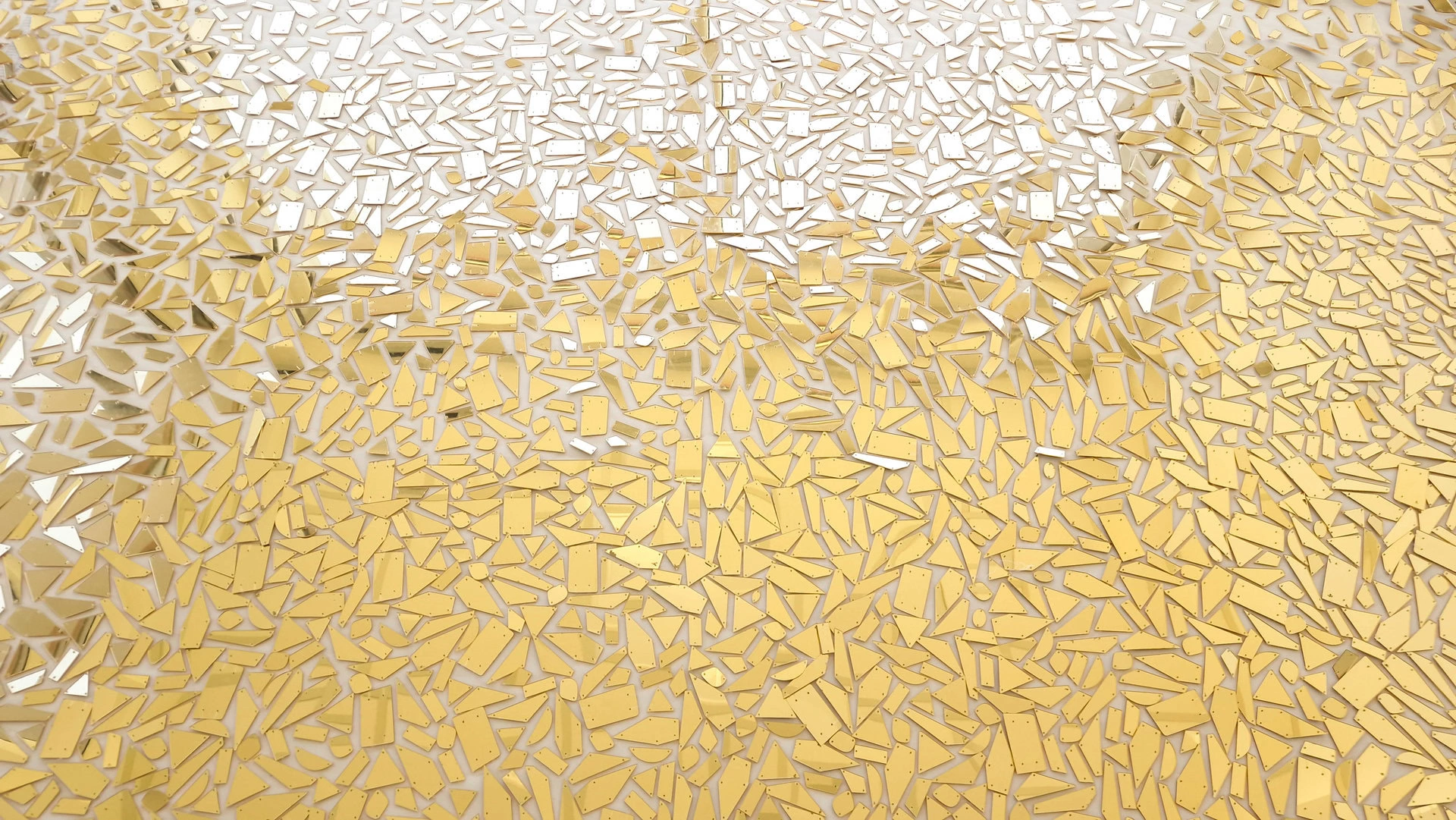 Broderie couture accesorizata cu oglinzi gold - imagine 9