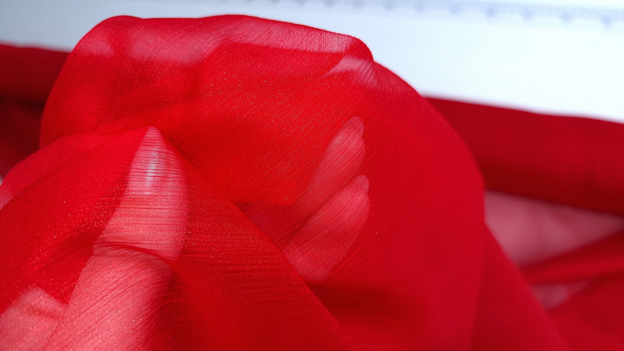 Voal creponat peliculizat bern red Muselina din matase naturala - imagine 10