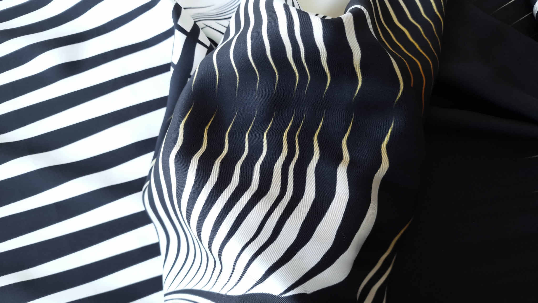 Twill din matase naturala imprimata Etro - imagine 3