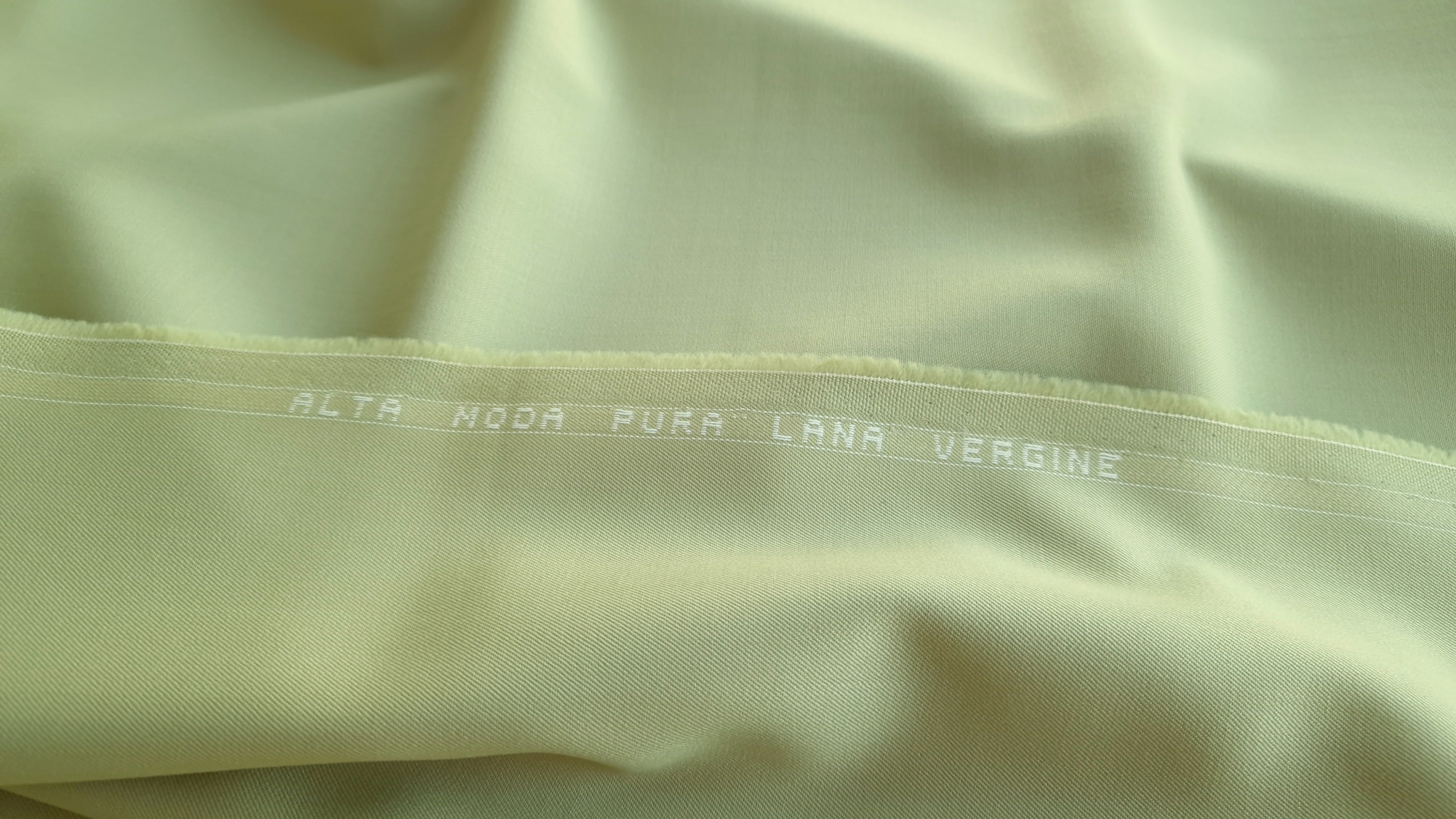 Stofa costum Alta Moda verde fistic - imagine 2