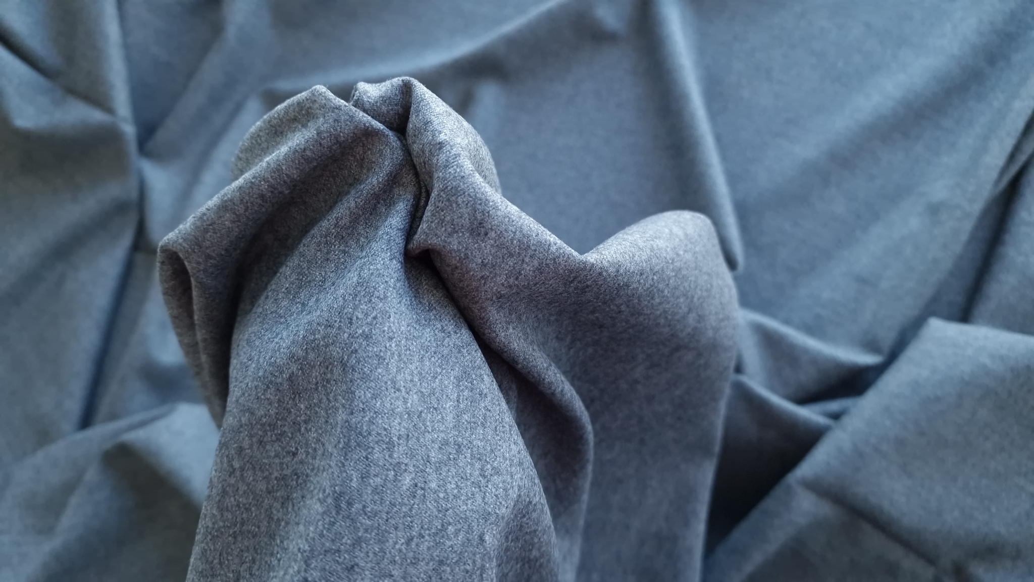 Stofa gri din lana virgina cu elastan - imagine 3