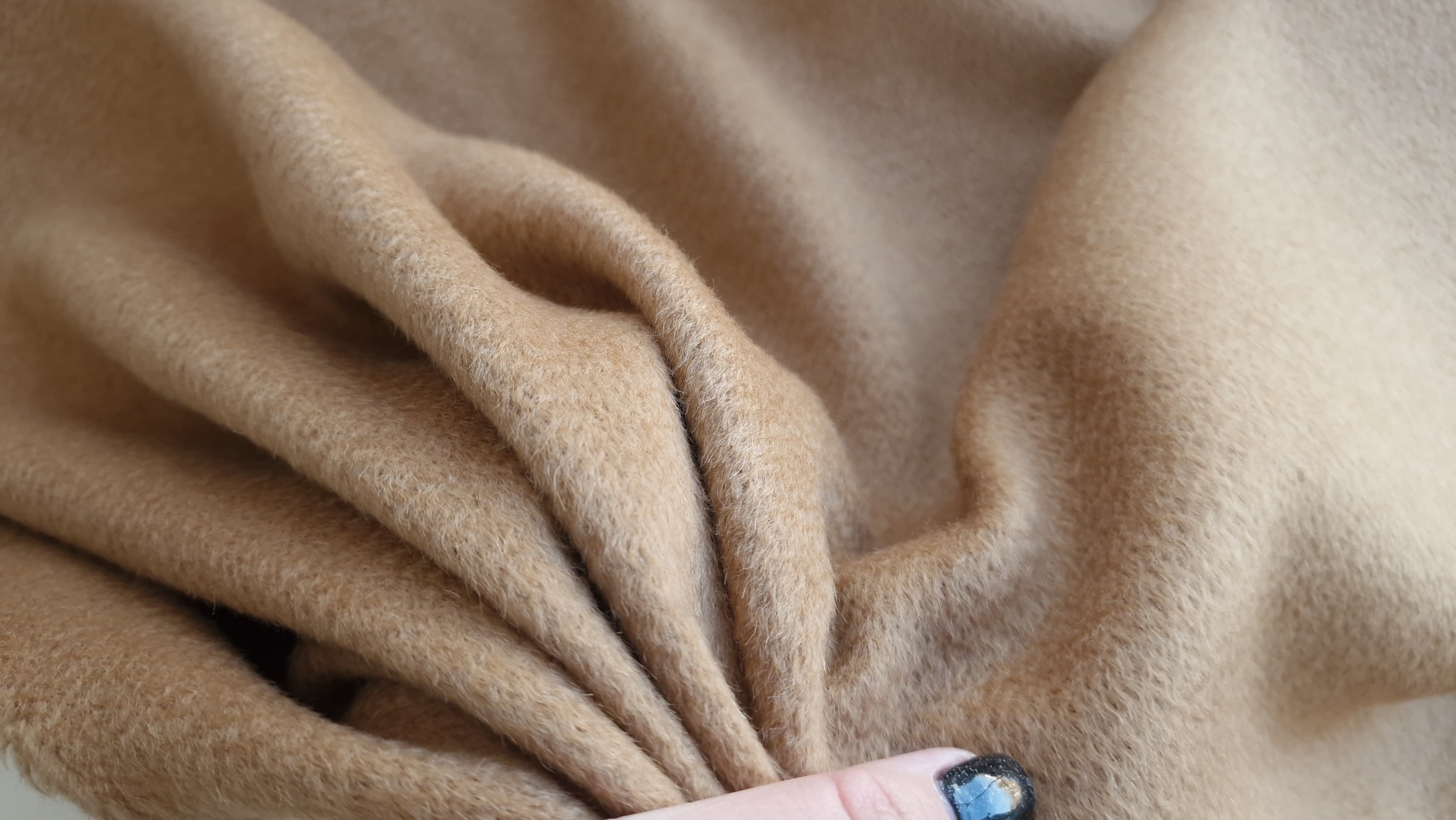 Stofă mocha mousse cu lână virgină și cașmir - imagine 2