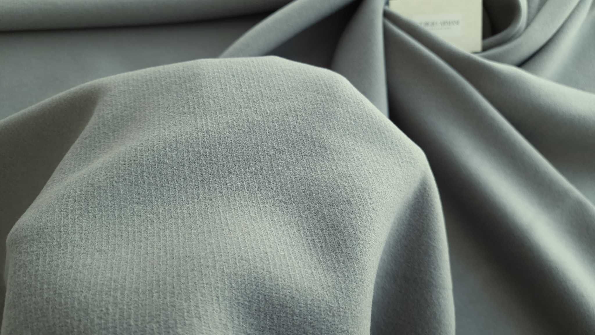 Stofa groasa din lana virgina Giorgio Armani - imagine 3