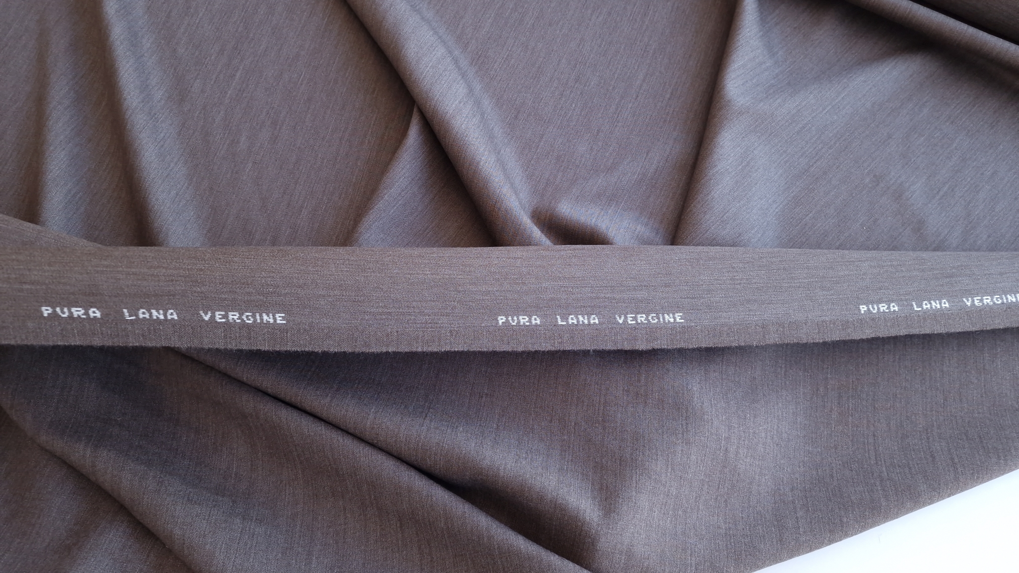dddprod-stofa-lana-virgina-maro (2)