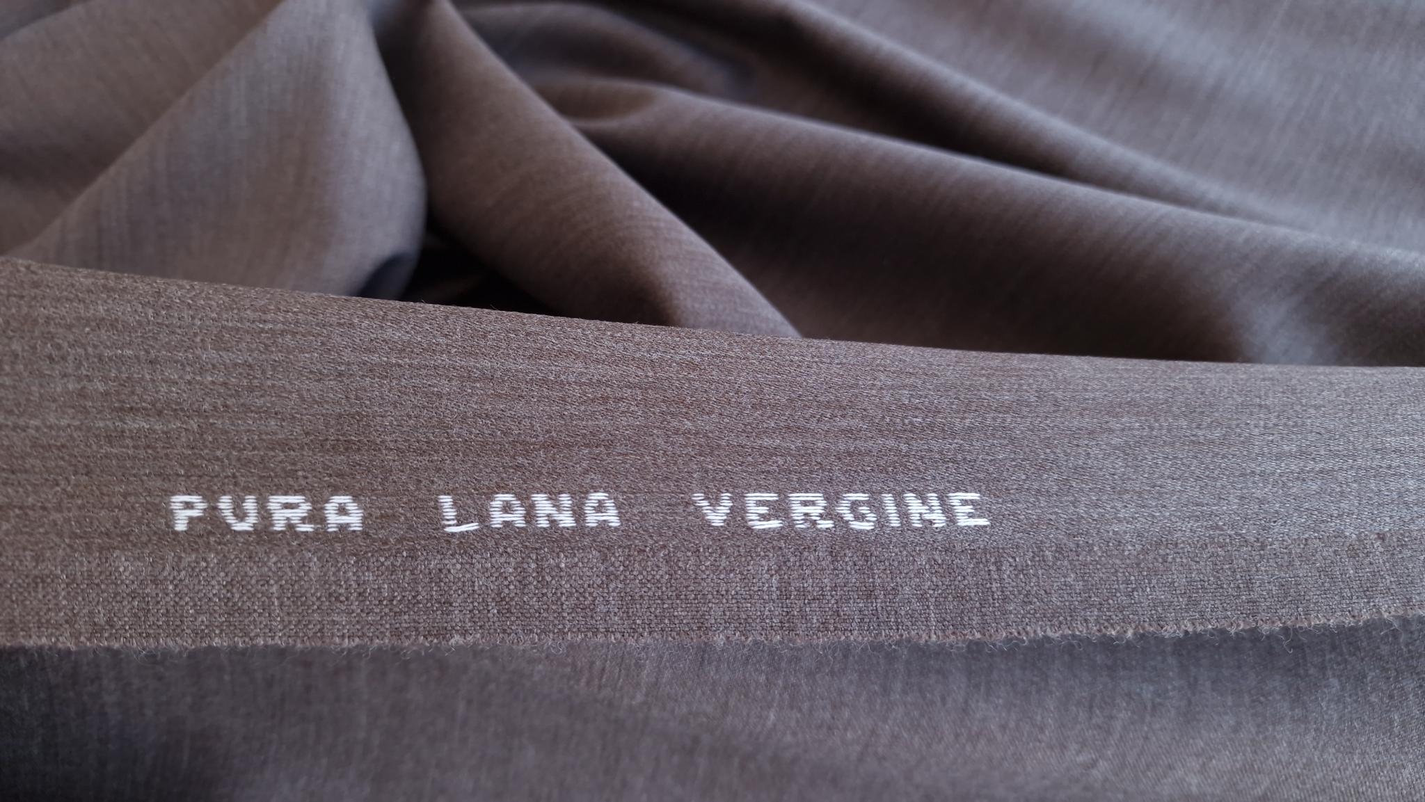 dddprod-stofa-lana-virgina-maro (5)