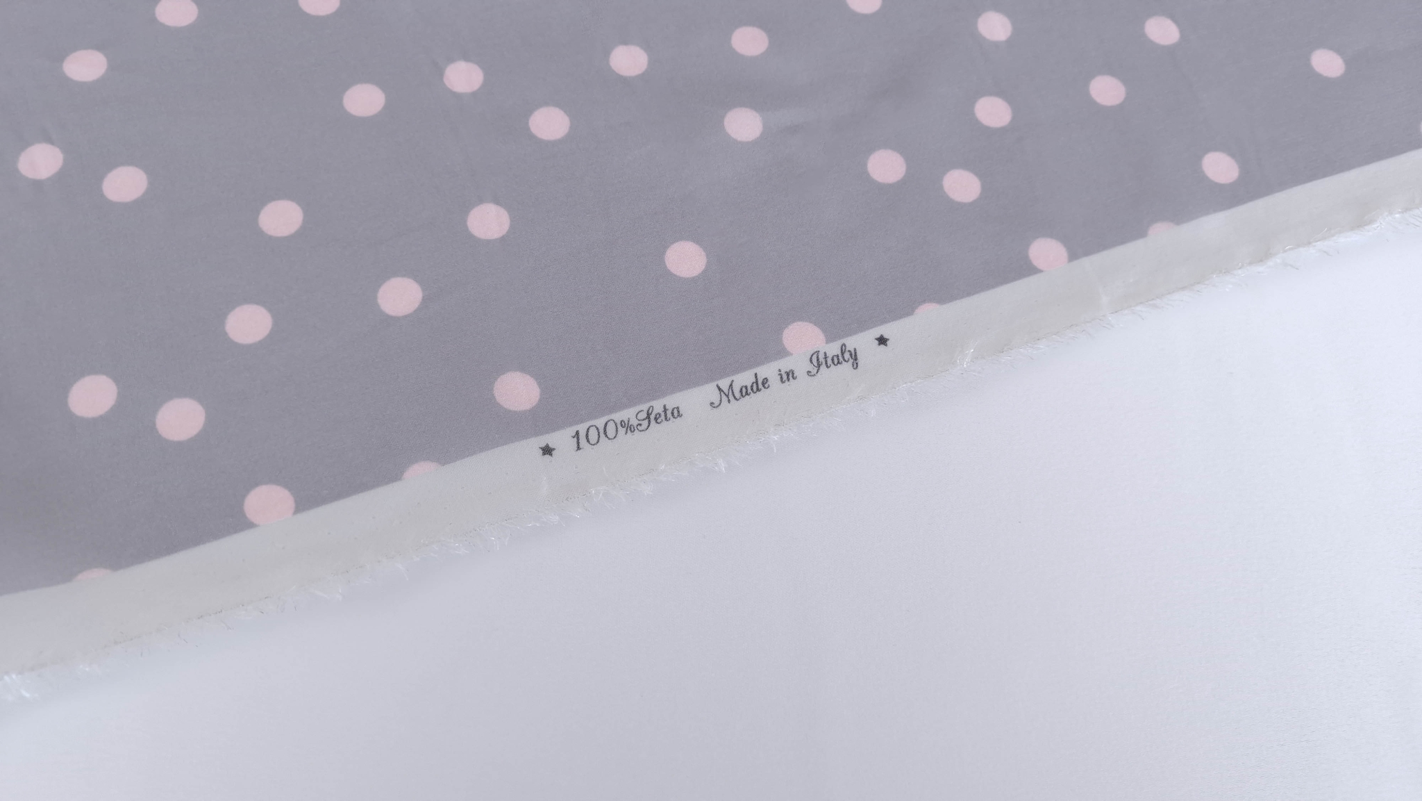 Voal din matase naturala peliculizat gri argintiu - imagine 3