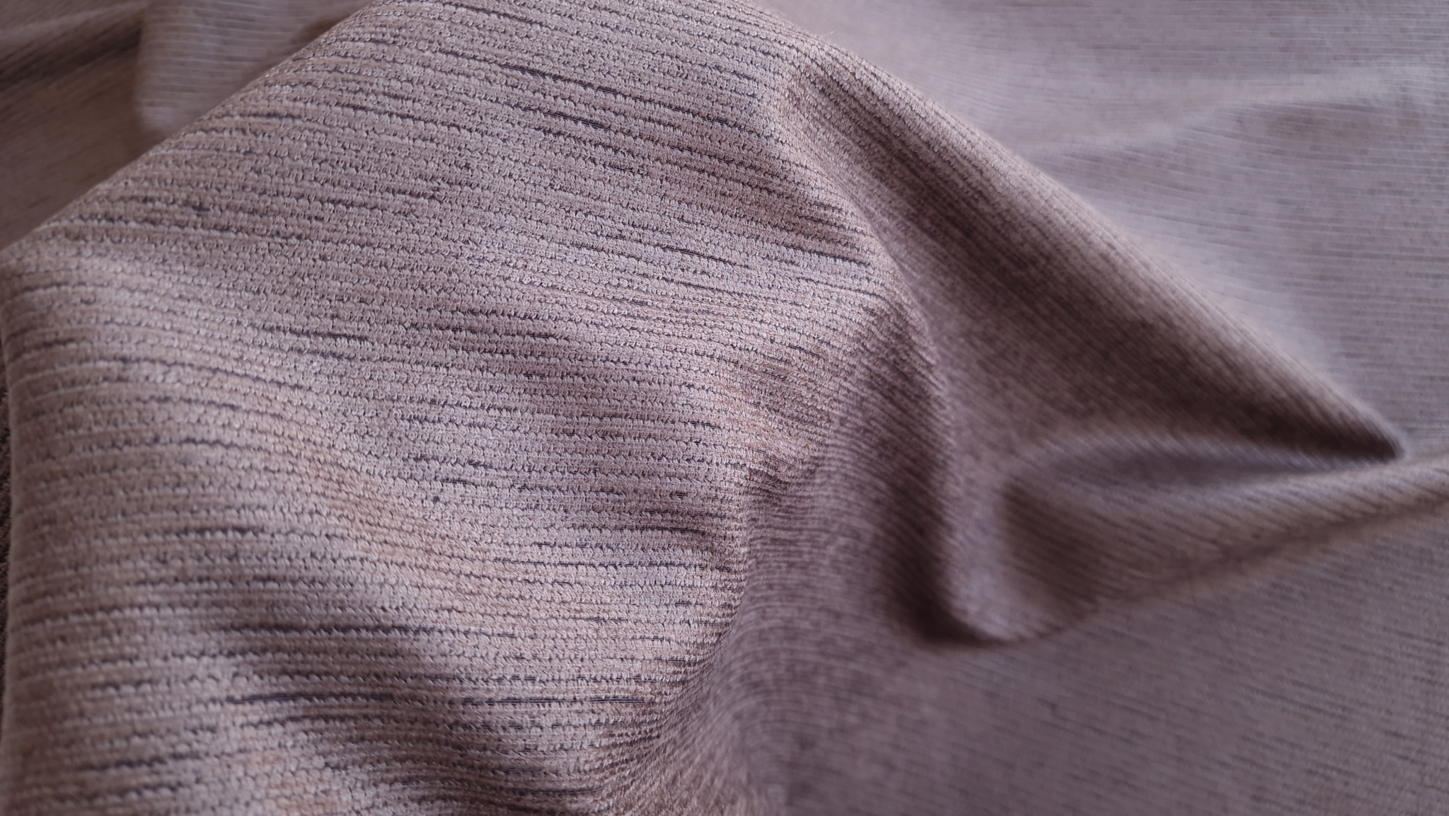 Stofa satinata maro Giorgio Armani - imagine 5