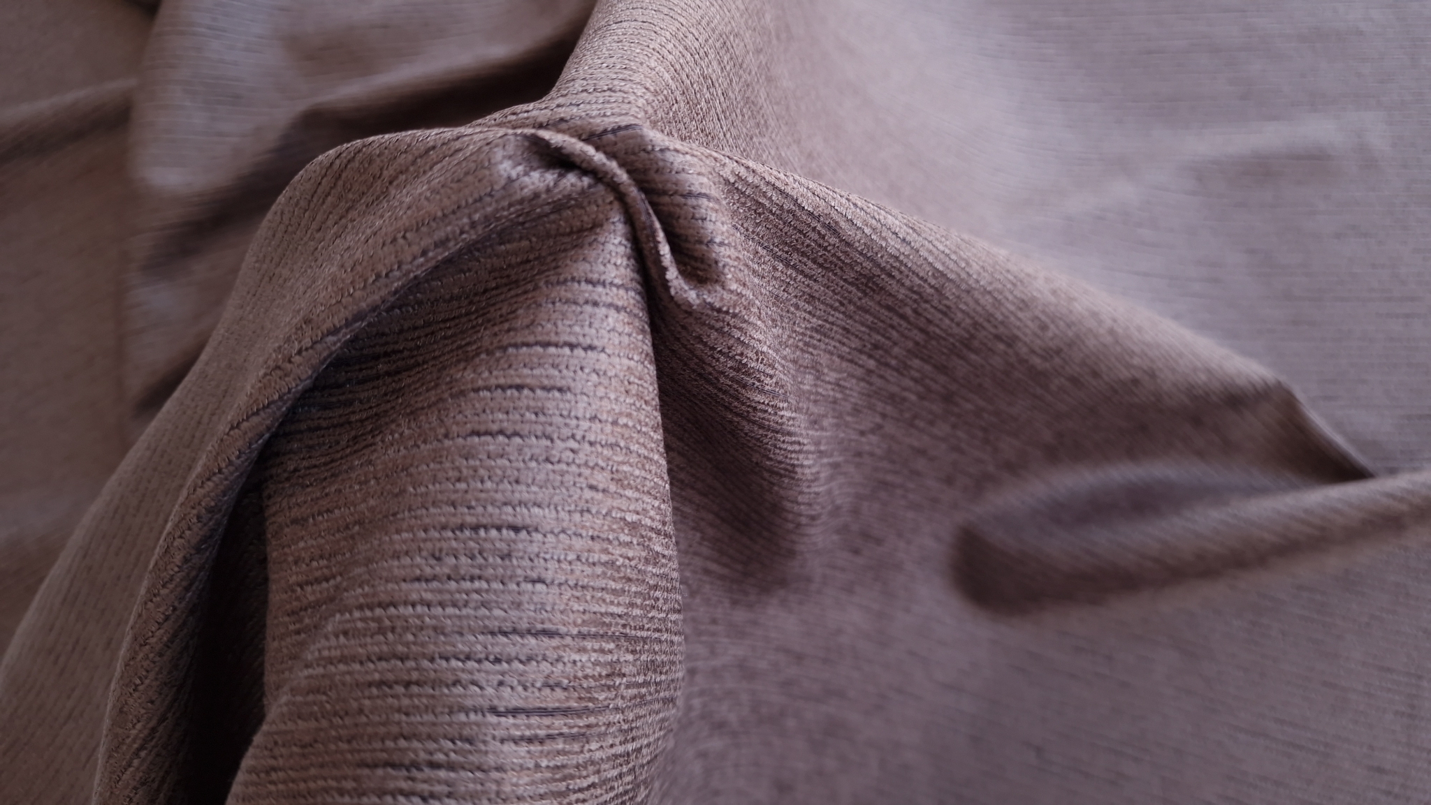 Stofa satinata maro Giorgio Armani - imagine 6