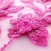 Broderie accesorizata cu flori 3D fuxia